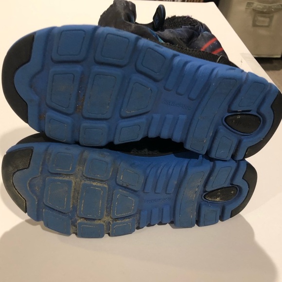 COPY - Disney Star Wars Boys M2P Sneaker Snow Boot Size 11.5T - Picture 7 of 7